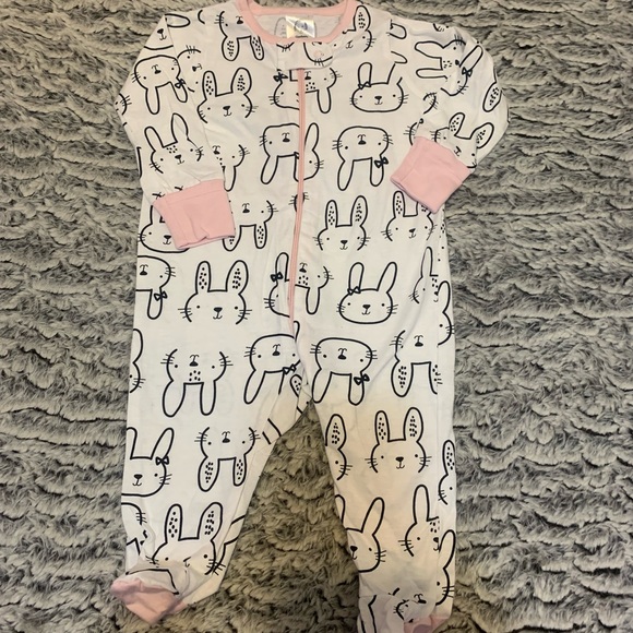 Infant footed onesies - Picture 6 of 10